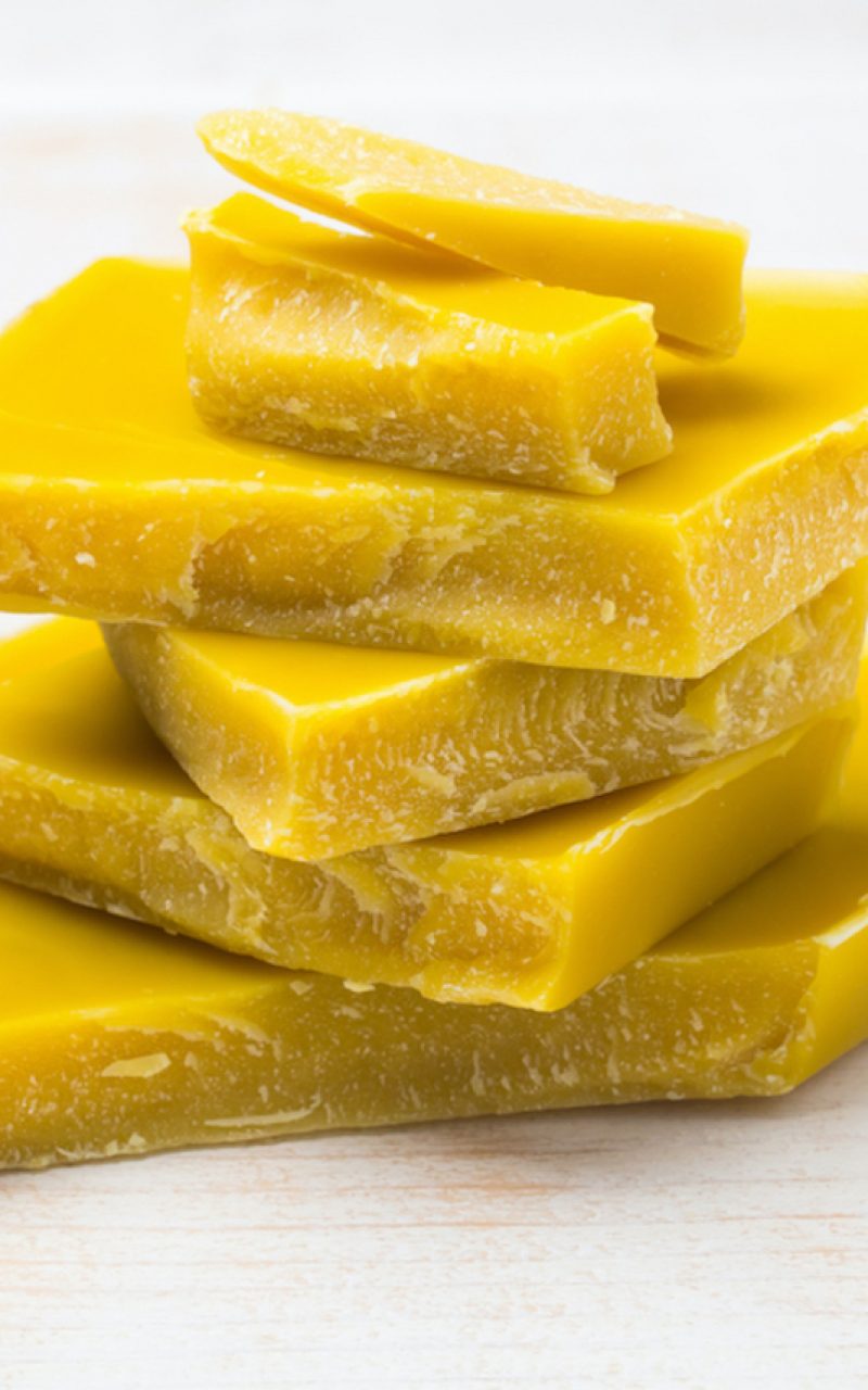 Beeswax is a natural material produced by honeybees which makes the skin moisturized, soft and supple. It is both an emollient and humectant for dry skin, soothing over any discomfort which your skin may be experiencing while forming a protective barrier to prevent water loss and reinforce the skin barrier. It is also a great source of Vitamin A.
Found in: Face Crème Originale, 3D Defense SPF50 Mineral Sunscreen