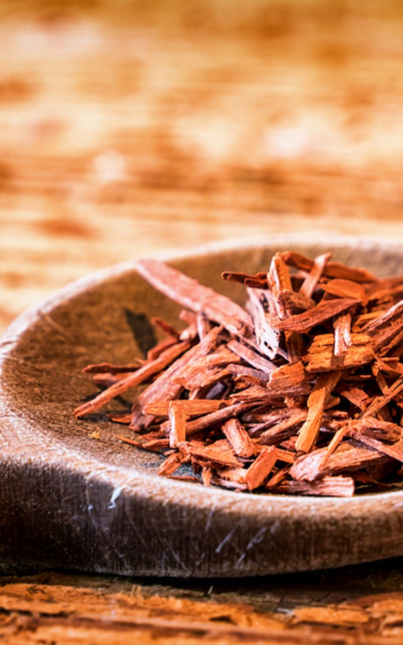 In order to get the most benefit from this therapeutic grade essential oil, the sandalwood tree must grow for at least 40–80 years before the roots can be harvested. Its main benefits are its anti-inflammatory, anti-cancer and anti-viral effects. It is rich in santalols - sesquiterpenes which have been shown in a study conducted in 2014 to behave similarly to non-steroidal anti-inflammatory medications while other studies show benefit for acne and dermatitis.
Found in: Integrative Serum